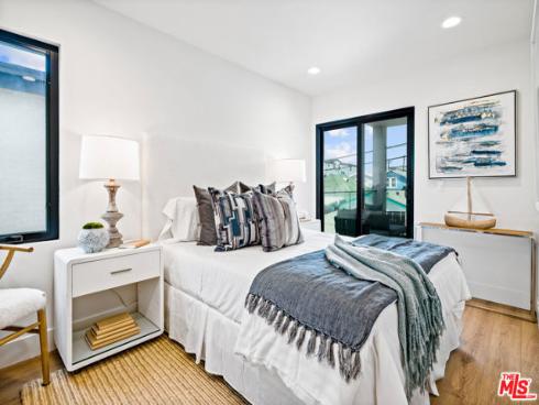 117  25th   Street, Newport Beach, CA