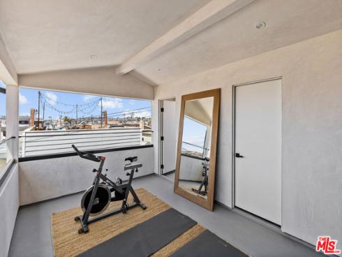 117  25th   Street, Newport Beach, CA