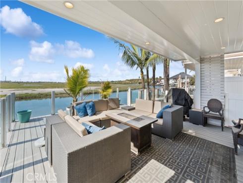231  Canal  , Newport Beach, CA