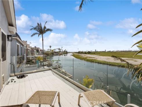 231  Canal  , Newport Beach, CA