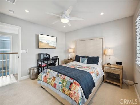 231  Canal  , Newport Beach, CA