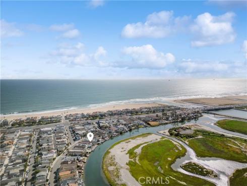 231  Canal  , Newport Beach, CA
