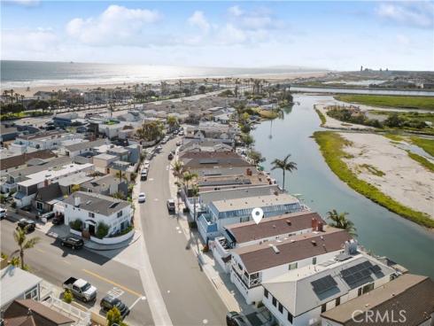 231  Canal  , Newport Beach, CA
