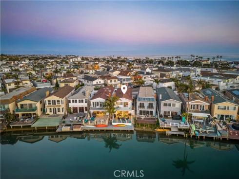 231  Canal  , Newport Beach, CA