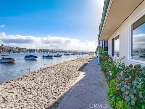 318  Via Lido Nord  , Newport Beach, CA