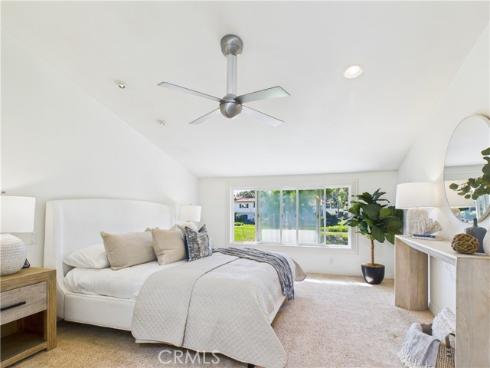 519  Vista Flora  , Newport Beach, CA