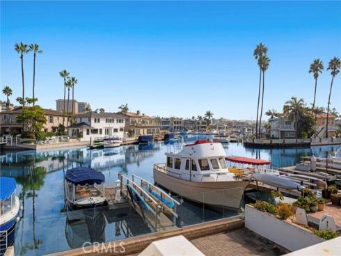 4208  River  , Newport Beach, CA