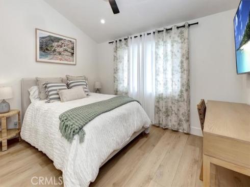 503  Vista Grande  , Newport Beach, CA