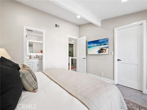 2209  Vista Huerta  , Newport Beach, CA