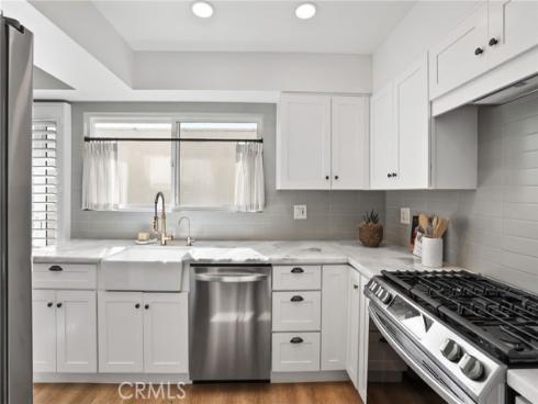 2209  Vista Huerta  , Newport Beach, CA