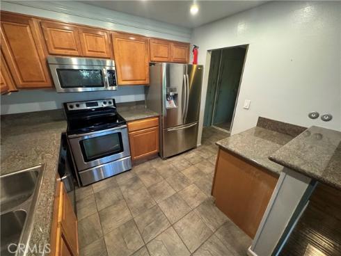 101  Scholz  123  Plaza, Newport Beach, CA