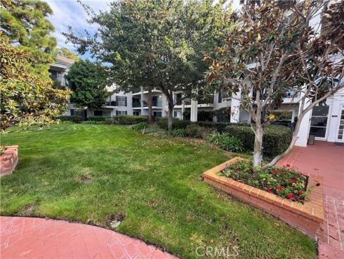 101  Scholz  123  Plaza, Newport Beach, CA