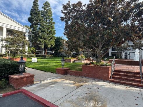 101  Scholz  123  Plaza, Newport Beach, CA