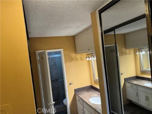 101  Scholz  123  Plaza, Newport Beach, CA