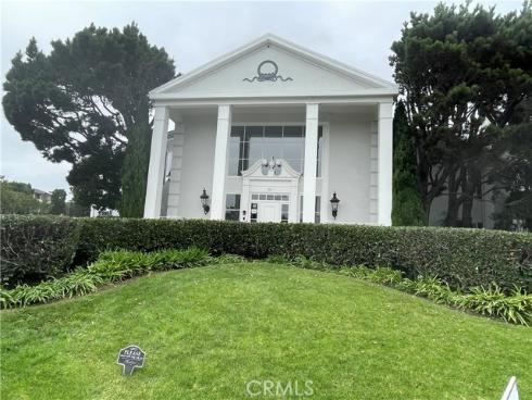 101  Scholz  123  Plaza, Newport Beach, CA