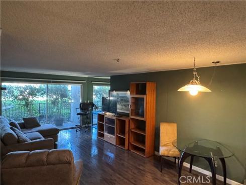 101  Scholz  123  Plaza, Newport Beach, CA