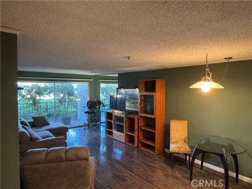 101  Scholz  123  Plaza, Newport Beach, CA