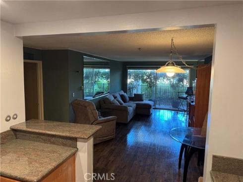 101  Scholz  123  Plaza, Newport Beach, CA