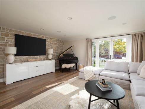 1700  Highland   Drive, Newport Beach, CA