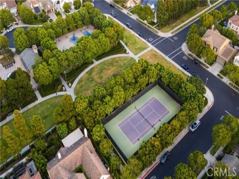 58  Victoria  , Newport Beach, CA