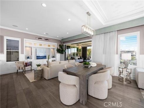 58  Victoria  , Newport Beach, CA