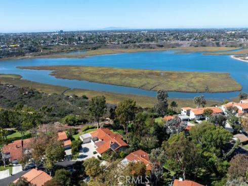 338  Vista Madera  , Newport Beach, CA