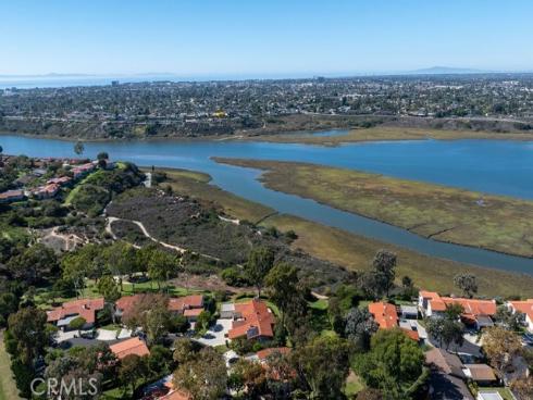 338  Vista Madera  , Newport Beach, CA