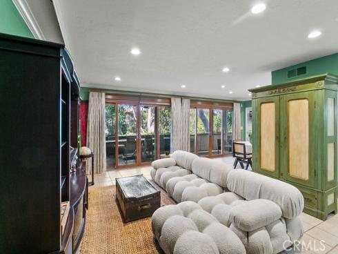 338  Vista Madera  , Newport Beach, CA