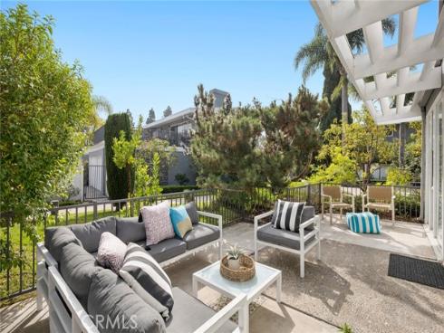 1008  Buckingham  17  Lane, Newport Beach, CA