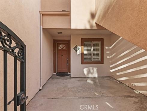 320  Villa Point  , Newport Beach, CA