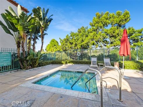 320  Villa Point  , Newport Beach, CA