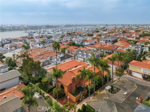 124  Via Quito  , Newport Beach, CA