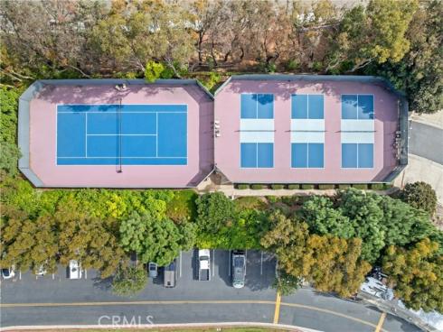 200  Paris  111  Lane, Newport Beach, CA