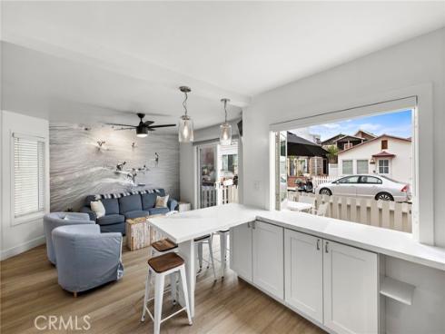 207  40th   Street, Newport Beach, CA