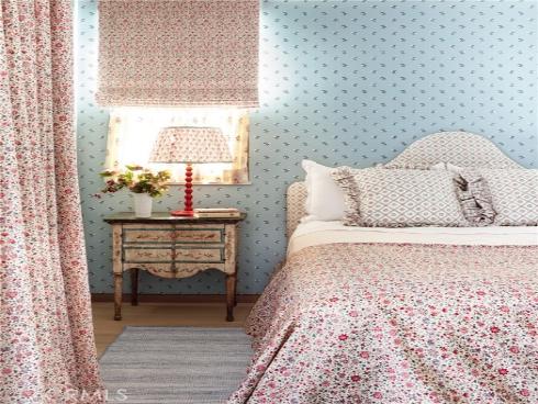 2571  Vista  , Newport Beach, CA