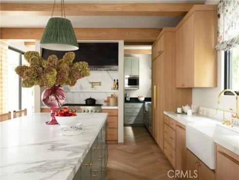 2571  Vista  , Newport Beach, CA