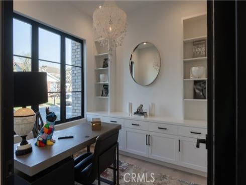 600  Powell Place  , Newport Beach, CA