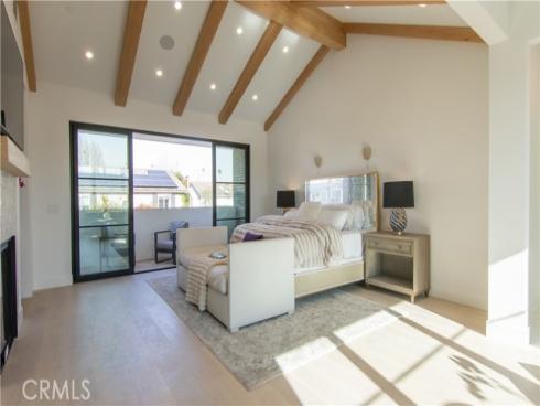 600  Powell Place  , Newport Beach, CA