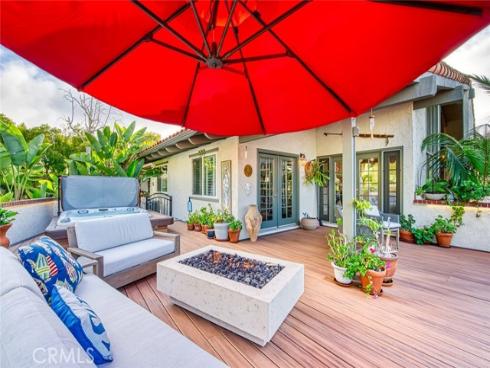 2134  Vista Entrada  , Newport Beach, CA