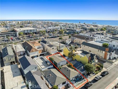 304  33rd Street  , Newport Beach, CA