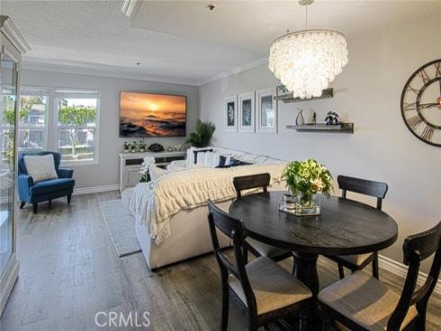 220  Nice  215  Lane, Newport Beach, CA