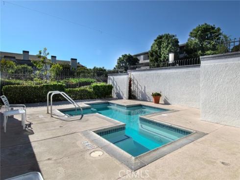 220  Nice  215  Lane, Newport Beach, CA