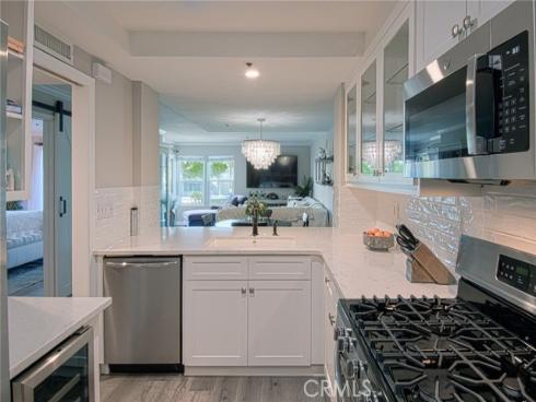 220  Nice  215  Lane, Newport Beach, CA