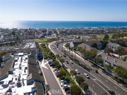 220  Nice  215  Lane, Newport Beach, CA