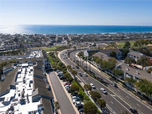 220  Nice  215  Lane, Newport Beach, CA