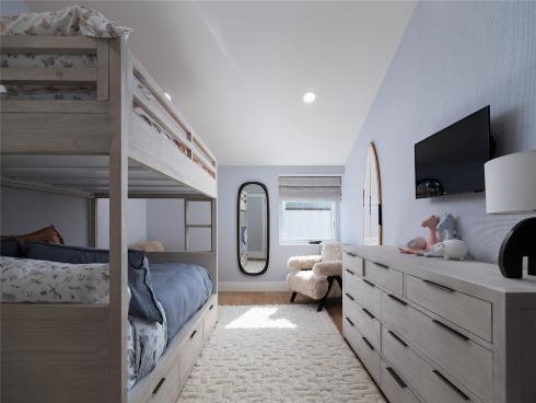 1909 E Bay Ave  , Newport Beach, CA