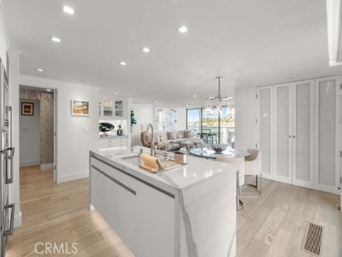 601  Lido Park  1D  Drive, Newport Beach, CA