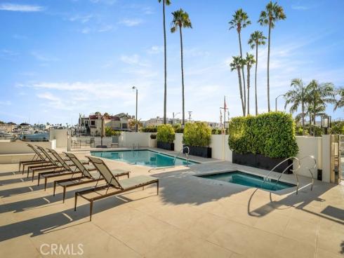 601  Lido Park  1D  Drive, Newport Beach, CA