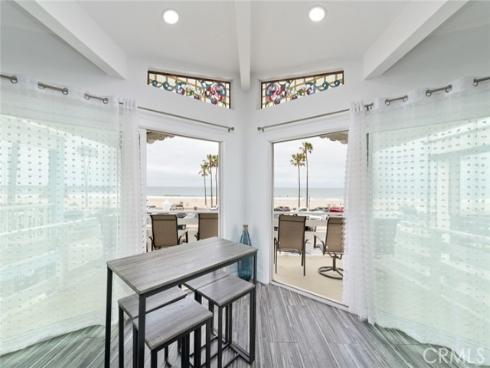 2212 W Oceanfront  , Newport Beach, CA