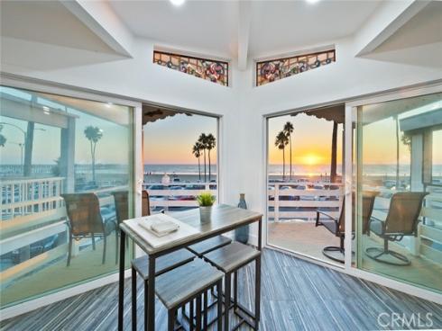 2212 W Oceanfront  , Newport Beach, CA